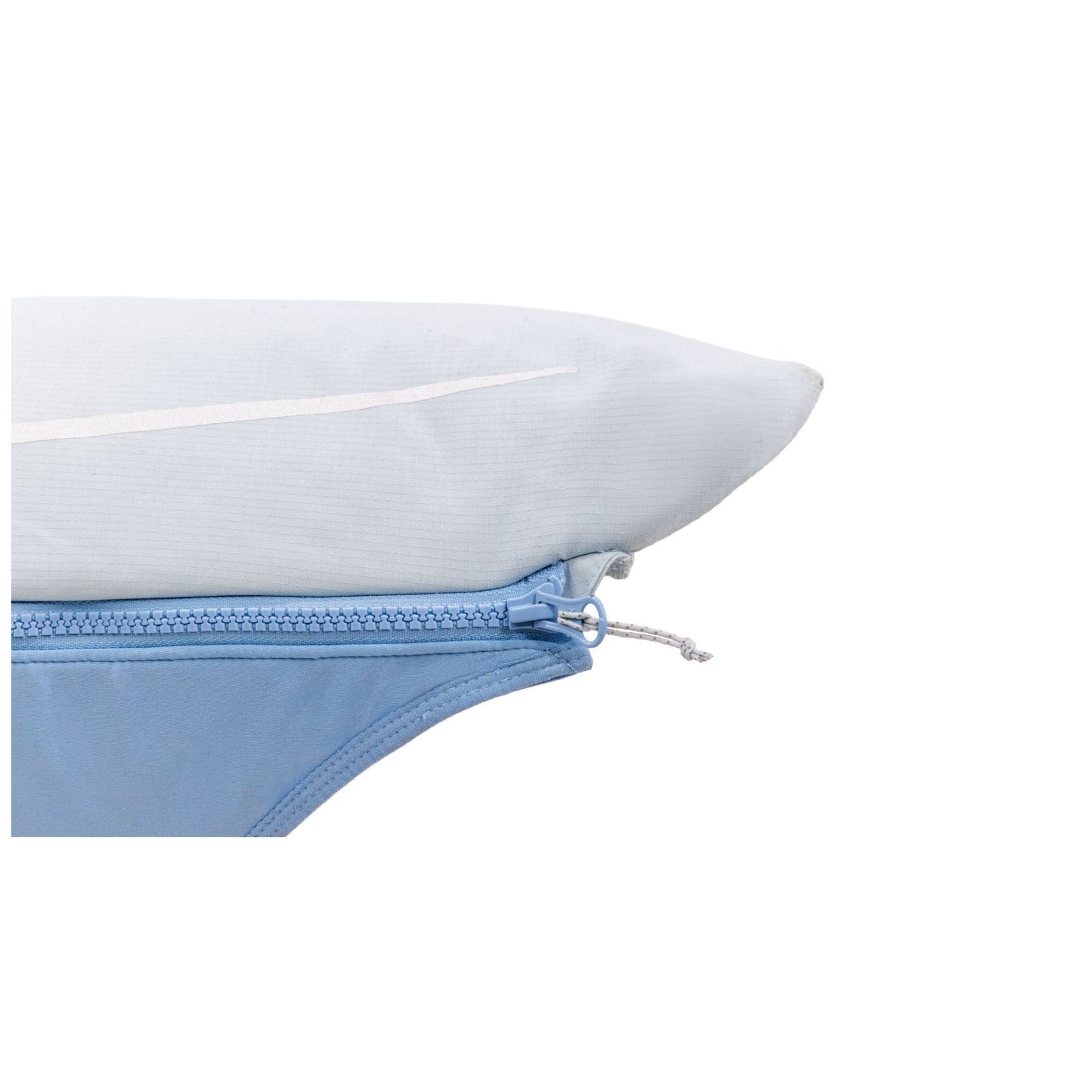 Ruffwear Powder Hound Waterproof Insulated Jacket in Polar Blue - close-up of the full-length YKK Vislon zip and fabric guard along the underside of the jacket.