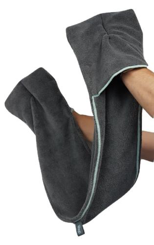 Henry Wag Microfibre Glove Towel for Pets | Barks &amp; Bunnies